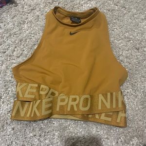 Nike pro sports top